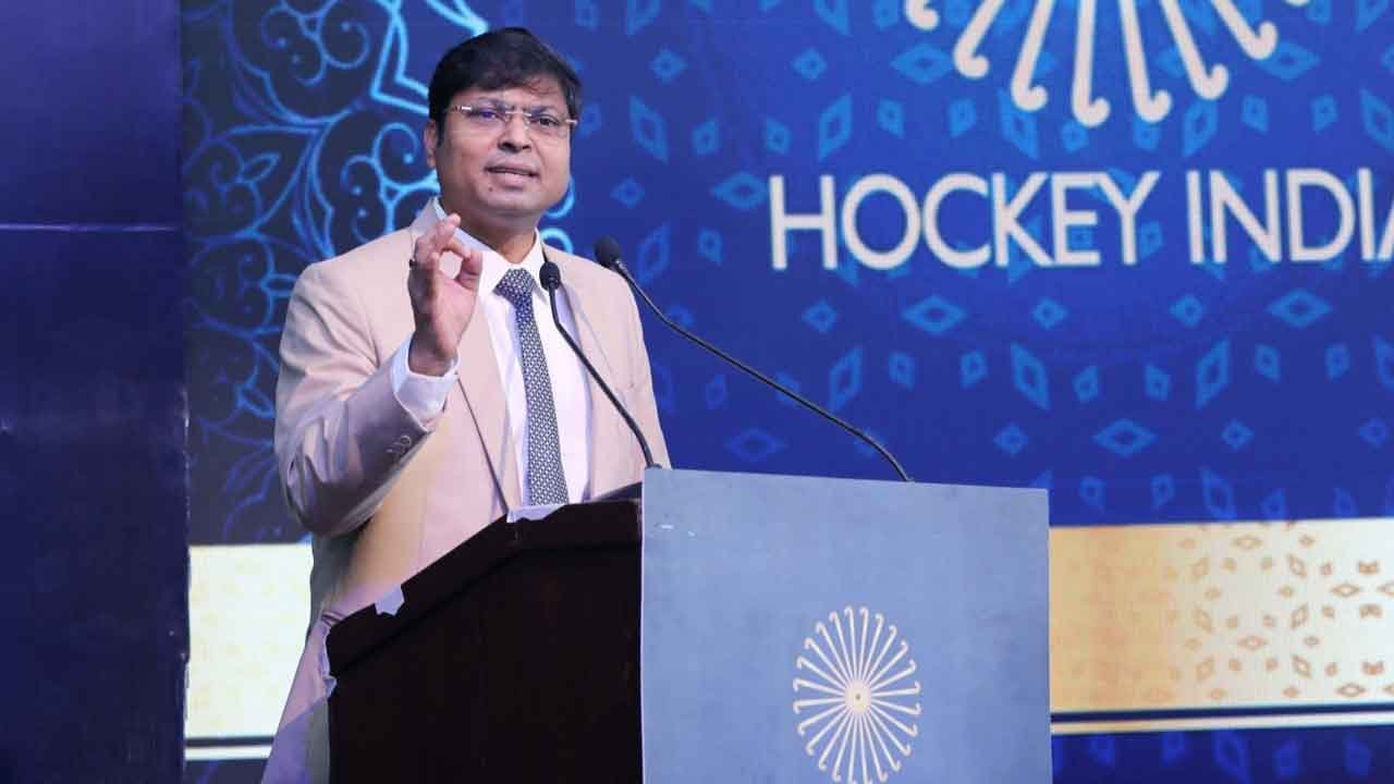 Hockey India president strips DG of powers, issues show-cause notice