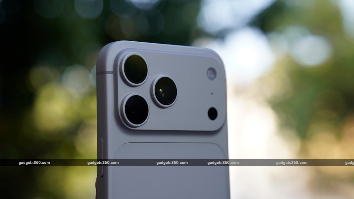 Best Phones for Video Recording in India: iPhone 17 Pro Max, Galaxy S26 Ultra, and More