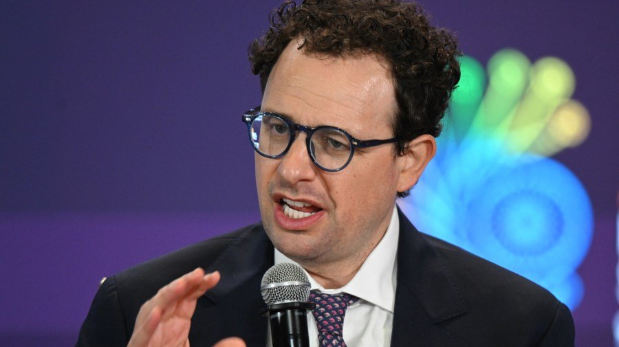 Anthropic CEO calls to 'slow the pace' of AI development amid safety concerns