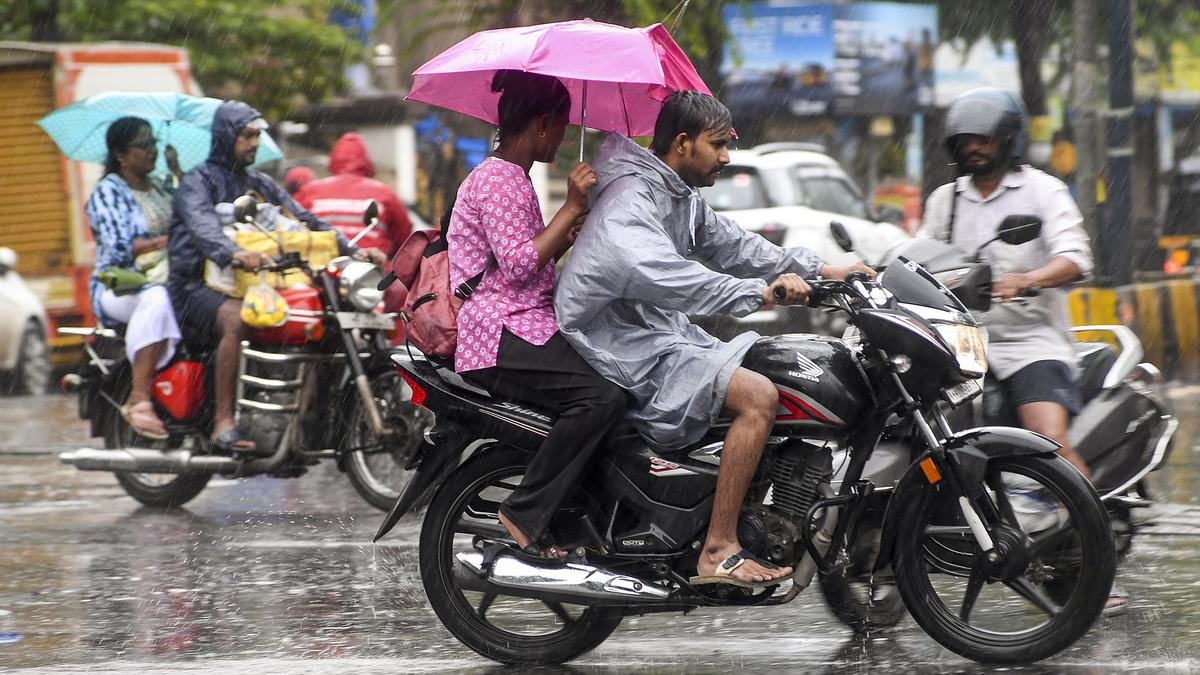 Mumbai on ‘orange’ alert as IMD warns of heavy rain in parts of Maharashtra