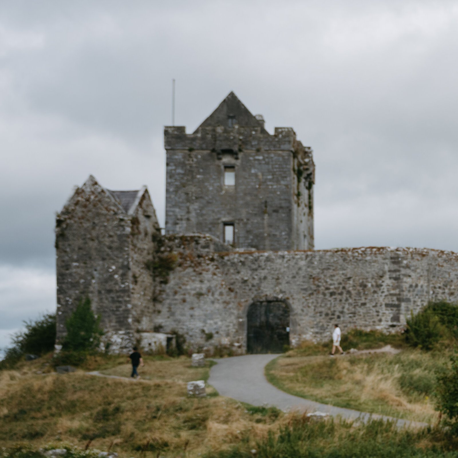 An Irish Castle Keeps a Piece of a Times Reporter’s Past