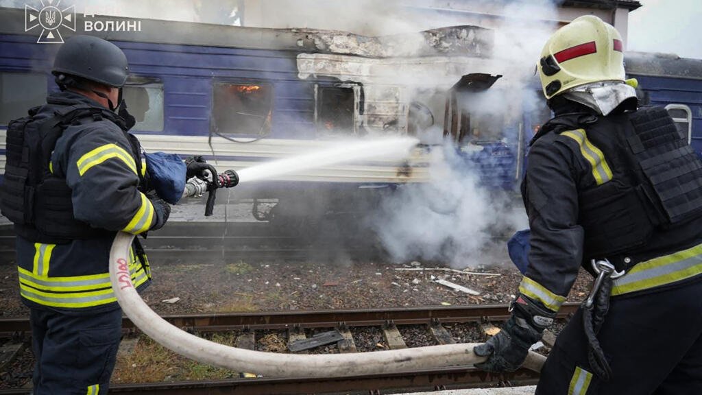 Ukraine, Poland condemn Russia after drone strikes train near border