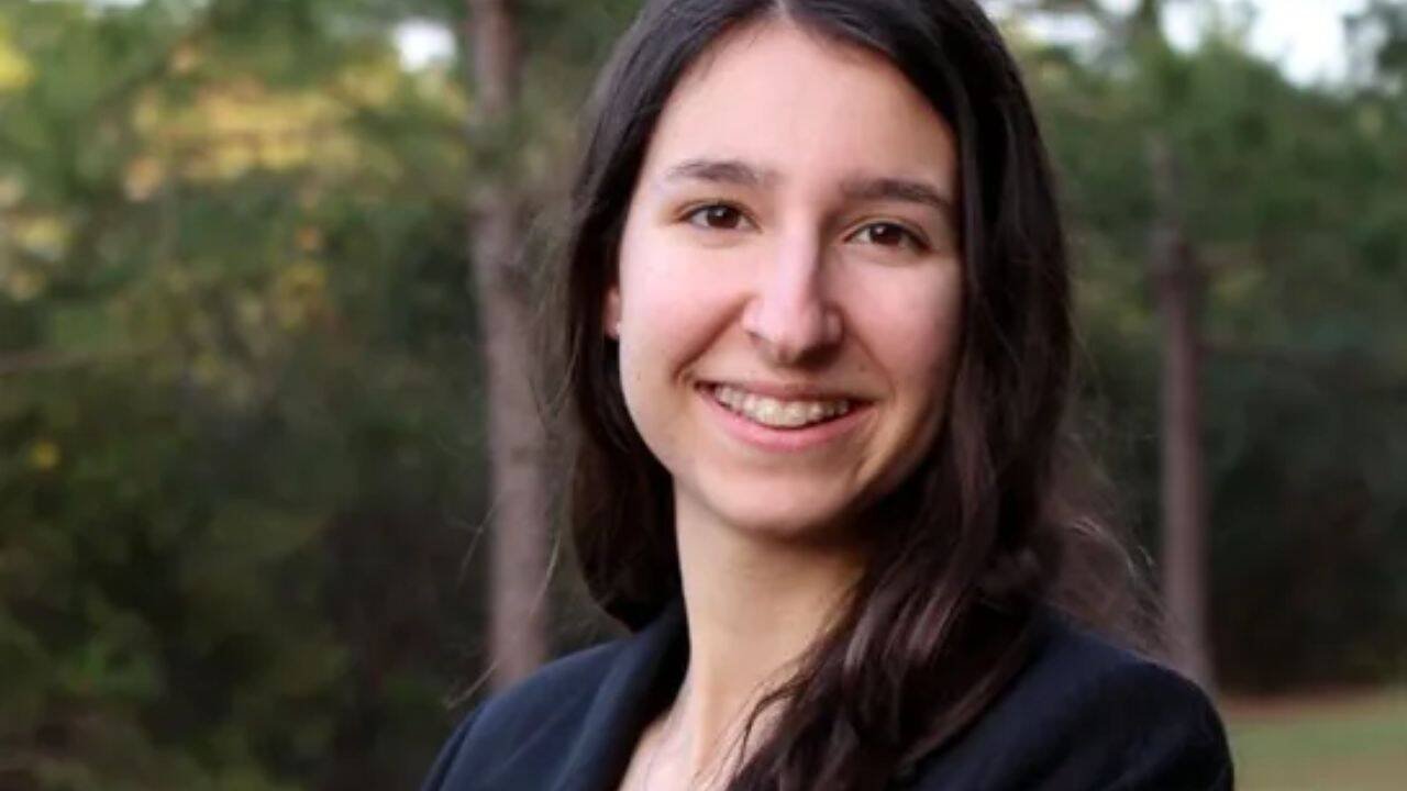 Isabel Garcia found 3 coral bacteria that could block cholera in water and won $25,000