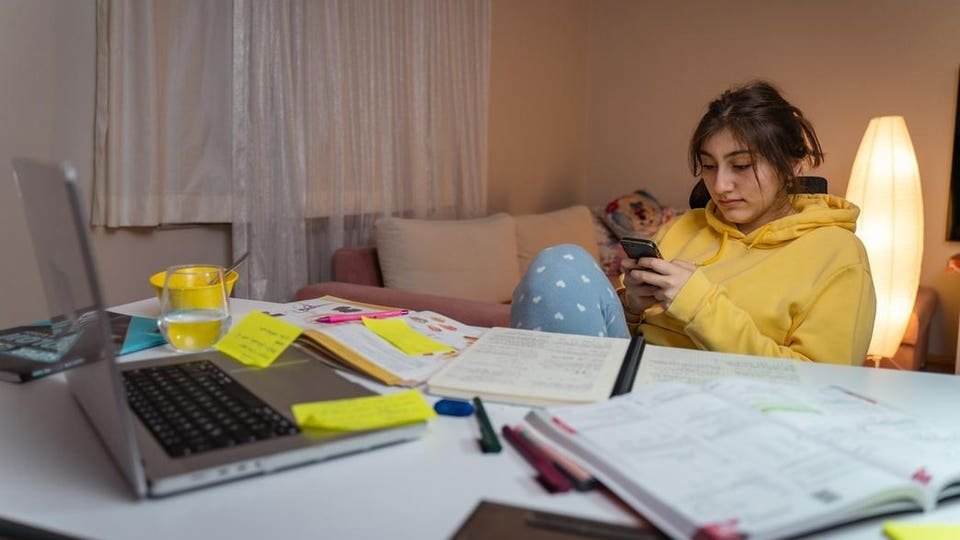 2 ‘Useless’ Habits Only Highly Intelligent People Have, By A Psychologist