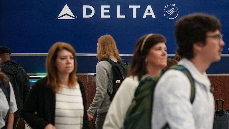 Airlines sound the alarm as bleak northern winter looms